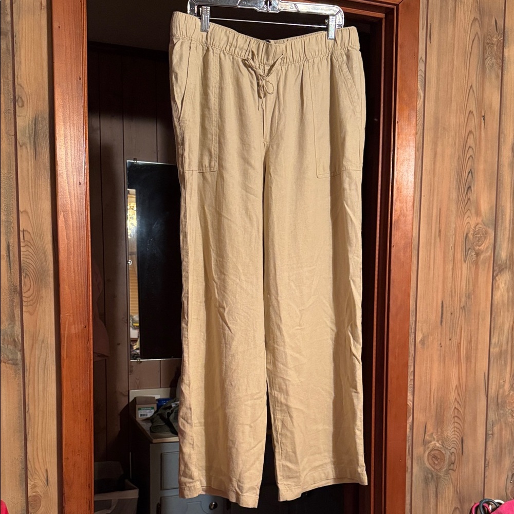 GAP Women’s Khaki Linen Drawstring Pants